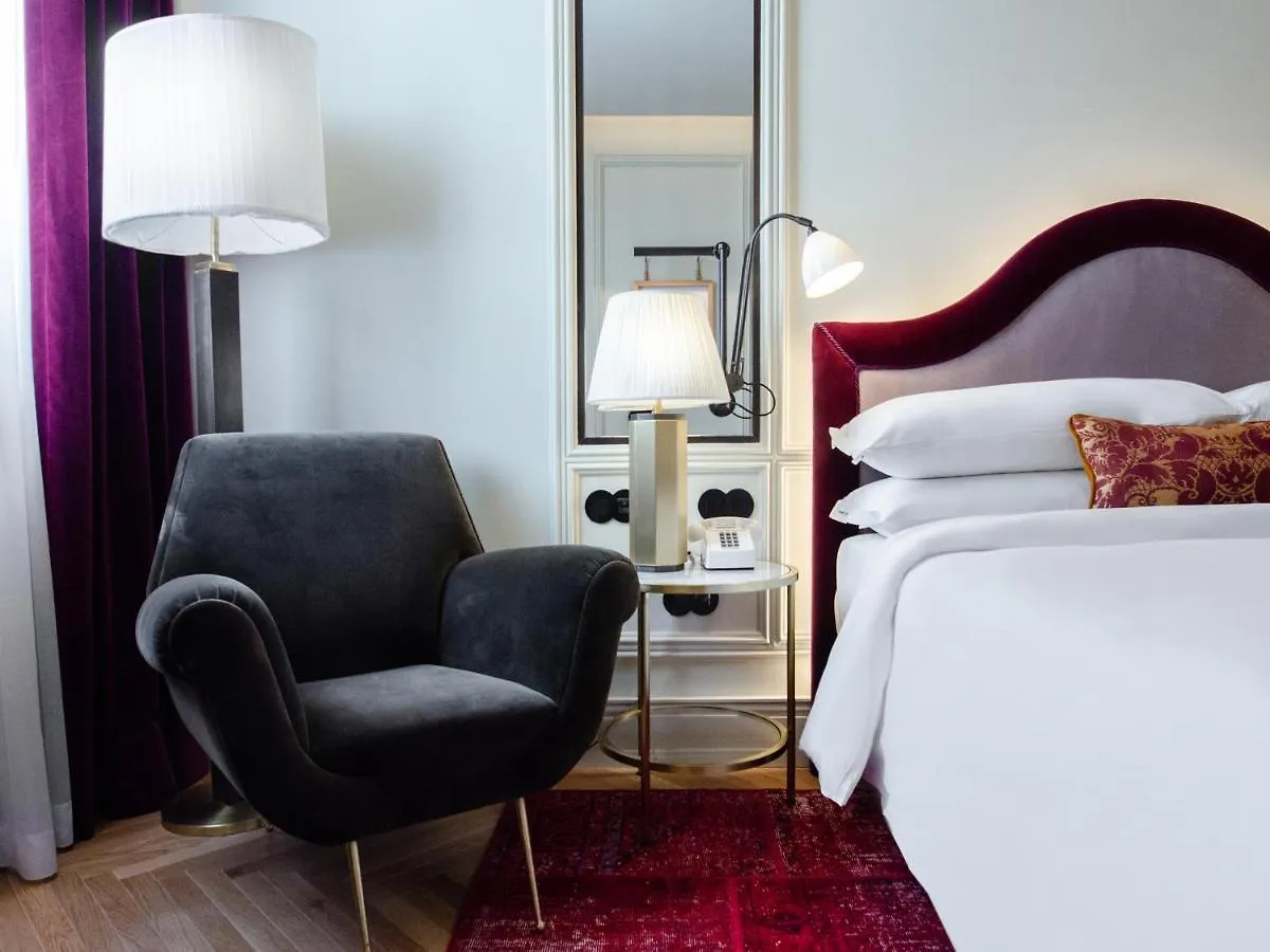 Browns Avenue Hotel Lisbon 5*,